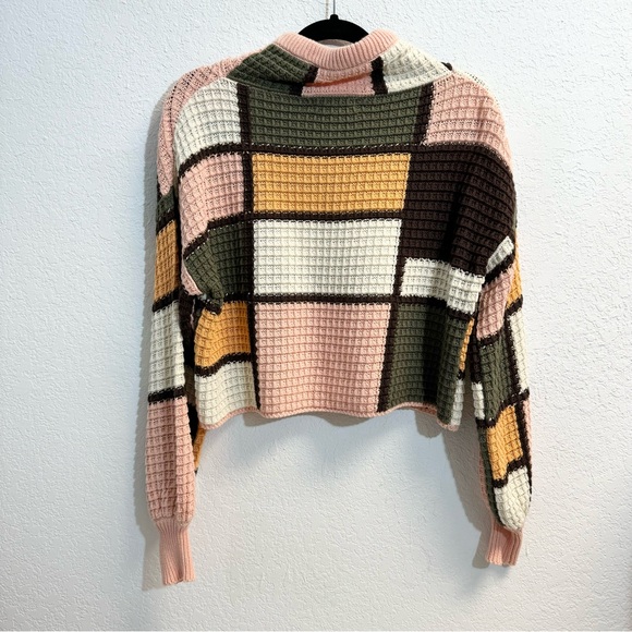 NWOT-Gilded Intent Oversized Cowl Neck Crop Sweater Womans SM - Picture 2 of 7